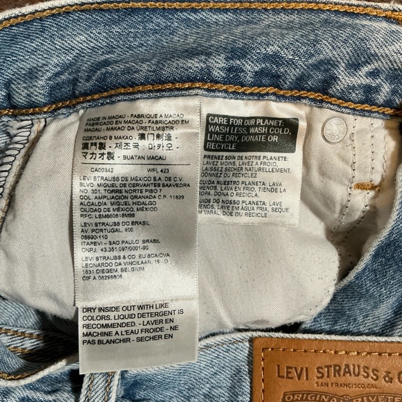 Levi’s with Premium Big E Straight Jeans Women’s Size 24x30 - Picture 5 of 14